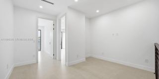 1337 NE 13th Ave Gallery 37