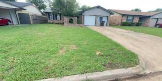 4 Bedroom in Moore Ready For You! Gallery 1
