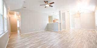 GREAT home for rent in Anna Gallery 5