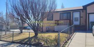 4 Bedroom, 2.5 Bath Home for Rent Gallery 1