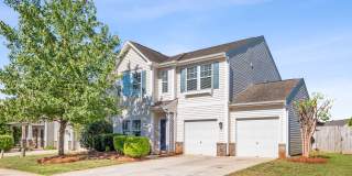 Newer Home, Granite Counter-Tops, Wood Laminate Flooring, SS Appliances, Garage, Fenced, Must See! Gallery 1