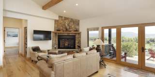 4072 Crystal Bridge Drive Gallery 10