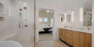 Gorgeous 4 Bedroom Home in NW Indian Peaks Neighborhood. Hardwood floors, Wine Closet and More Gallery 17