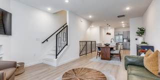 LUXURY 3-BEDROOM TOWNHOUSE AT GRAYSON HOUSE Gallery 17