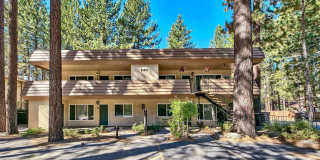 Beautifully Remodeled Townhome - 3 Bed, 2 Bath - 9 month lease Gallery 1