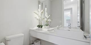 4011 Woodbine Lane Gallery 21