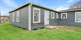 1721 West 5th Street Gallery 1