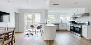 1651 W 37th Pl - Co-Living Housing Gallery 24