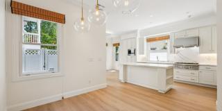 Luxurious Home in Downtown Palo Alto Available Now Gallery 7