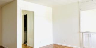 1860 N Alexandria Ave Gallery 8