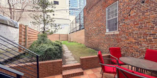 381 State Street Gallery 11