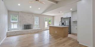 Stylishly Remodeled Home, Two Primary Suites and Unbeatable South Austin Location! Gallery 4