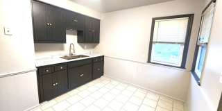 2-bedroom Single Family - Available now! Gallery 1