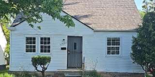 19440 W CHICAGO St -3 BEDS & 1.5 BATHS FOR RENT! 19440 W CHICAGO St -3 BEDS & 1.5 BATHS FOR RENT! Gallery 1