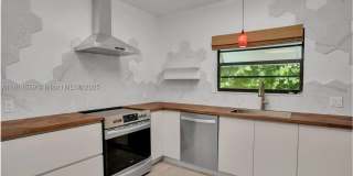 118 E 3rd Ct Gallery 11