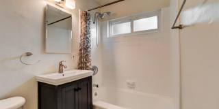 Laurel Gardens Gallery 28