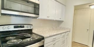 Hickory Woods Apartments Gallery 10