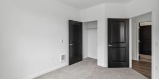 Apartments 26 Gallery 43