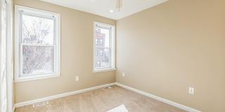 130 W RANDALL Street Gallery 18
