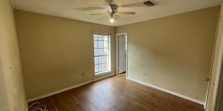 1643 Cedar Lake Drive - C Gallery 6