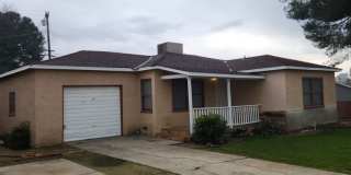 East Bakersfield Home - JUST REDUCED! Gallery 1