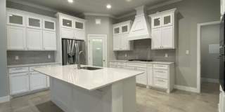 Stunning Southside Home w/ Solar Panels! Gallery 23