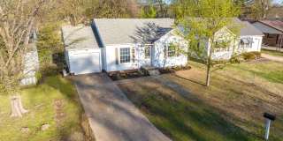 Freshly Updated 3 Bedroom Home Gallery 21