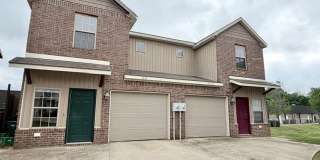 1141 S Tottenham Court Gallery 2