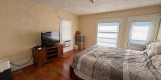 Charming Four Bedroom Home on SE Side! Gallery 37