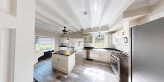 Cool Updated Historic 4/3.5 Farmhouse in Bethesda on Private, 1.5 Acre Lot Gallery 4