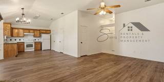 LIMITED-TIME MOVE-IN SPECIAL: Receive two weeks of free rent with an approved application and lease start by August 15th! Gallery 8
