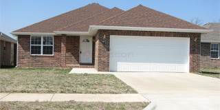 3 bed 2 bath in SE Springfield 3 bed 2 bath in SE Springfield Gallery 1