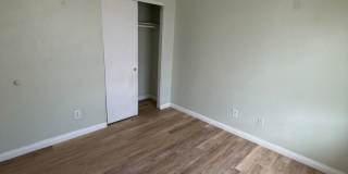 AMERICANA Property Mgmt - 2 story 4 Beds + Loft + Office  in the Gated Community in East LV Gallery 32