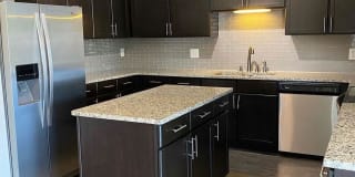 Flats on Fourth Gallery 5