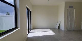 3216 W 114th Terrace, Hialeah, FL 33018 - 2215 Gallery 5