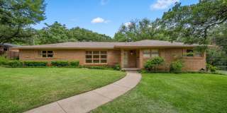 Private Woodway Retreat Gallery 1