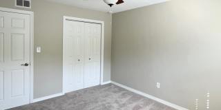 20301 Shelburne Road Gallery 20