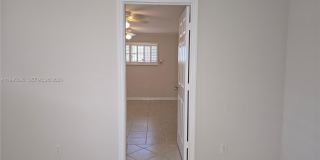 1723 Thomas St Gallery 11