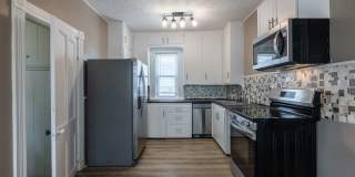 5 Bedroom 2.5 Bath Midtown Home Gallery 3
