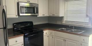 2 bed 1 bath duplex Gallery 1