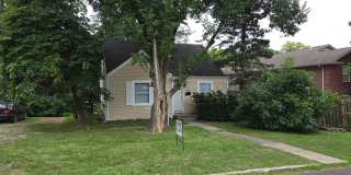 3 bd, 2 ba house in east campus across from Boone Hospital, walk to campus and downtown, great shape, w/d and lawncare included 3 bd, 2 ba house in east campus across from Boone Hospital, walk to campus and downtown, great shape, w/d and lawncare included Gallery 1
