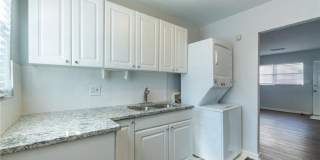 560 Winton Terrace NE Gallery 1