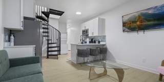 1306 Polk Street Gallery 22