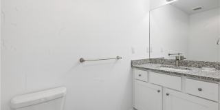 939 19th Street Gallery 14