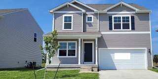 Modern 4BR Home Near Great Western Bike Trail | West Des Moines Gallery 1