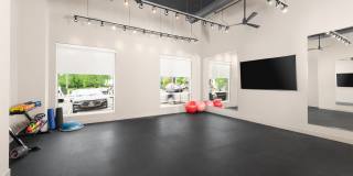 Madamore Gallery 26