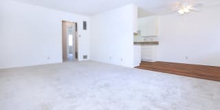Emerald West Apartments Gallery 11
