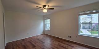 129 Tulip Lane Gallery 14