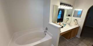 Move-in ready home Gallery 8