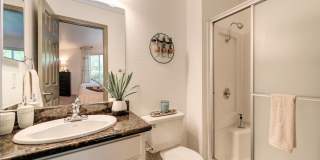 Harbor Oaks Apartment Homes Gallery 16